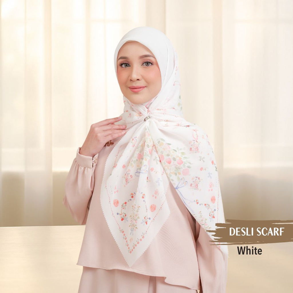 Desly Scarf - DP32.10 DV32.10 DJ32.10 White - Hijab Wanita Cantik