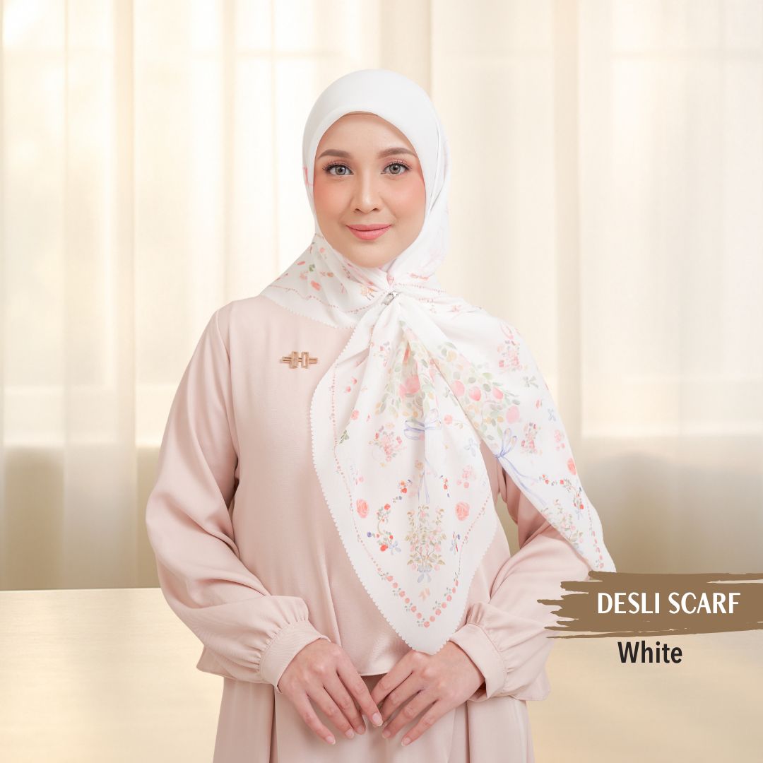 Desly Scarf - DP32.10 DV32.10 DJ32.10 White - Hijab Wanita Cantik