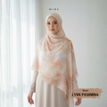 Pashmina Lynn - Moon