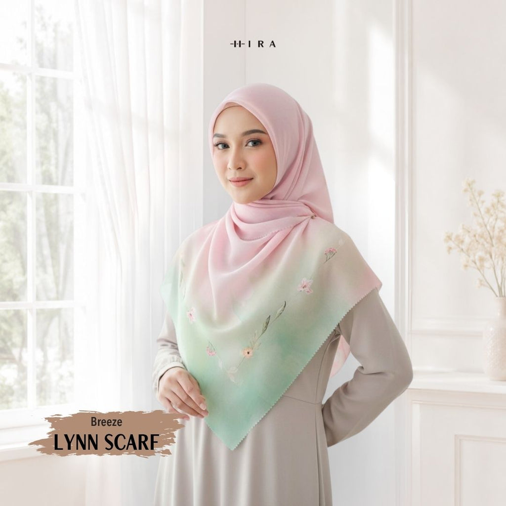 Lynn Scarf - Breeze