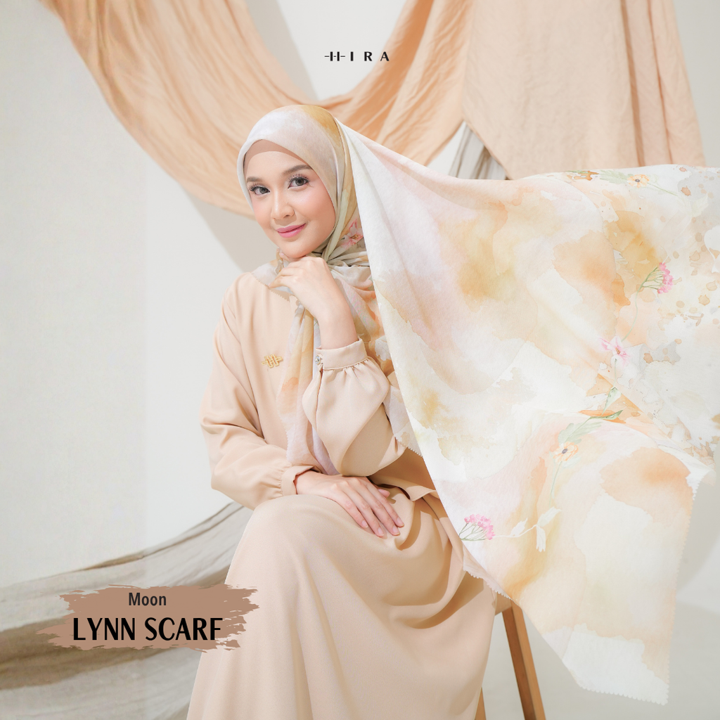 Lynn Scarf - Moon